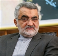 عزت و استقلال کشور را فدای هیچ چیز نخواهیم کرد